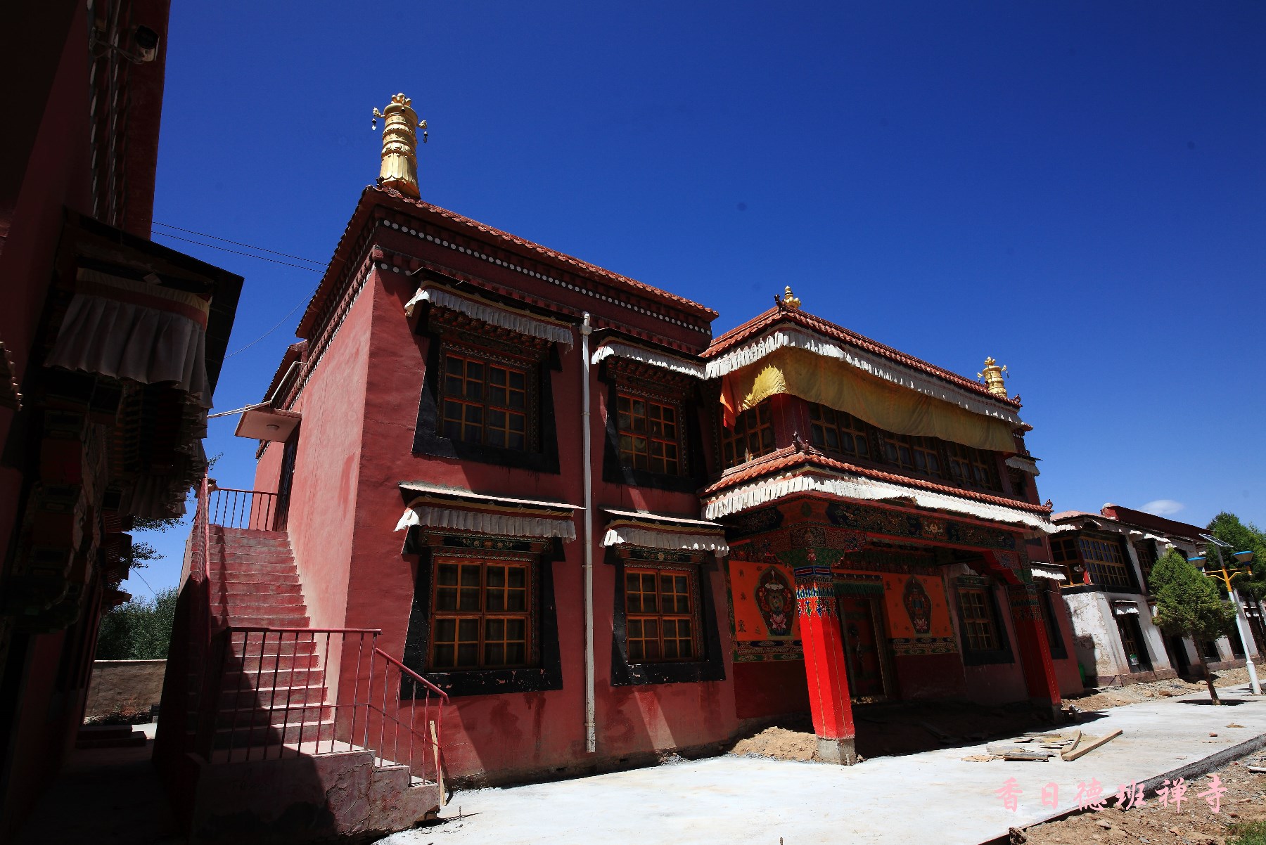 香日德班禅寺_游侠客摄影_摄影旅游站