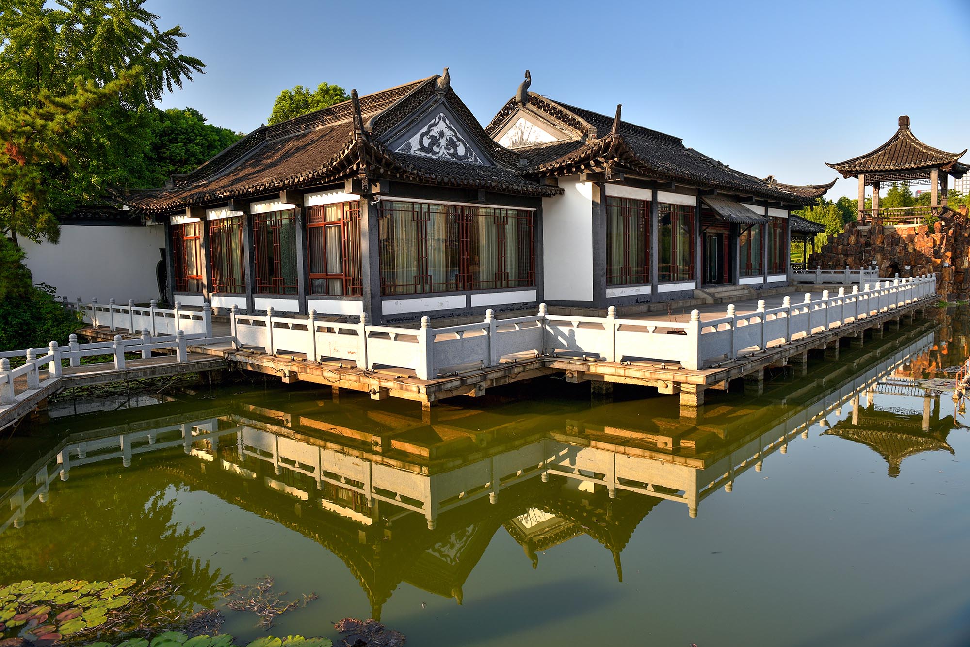 铜陵天井湖公园