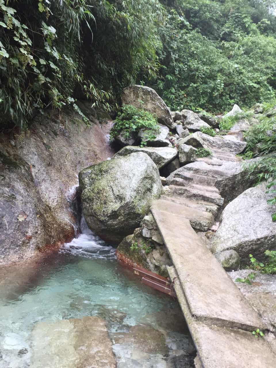 农夫山泉水源地徒步