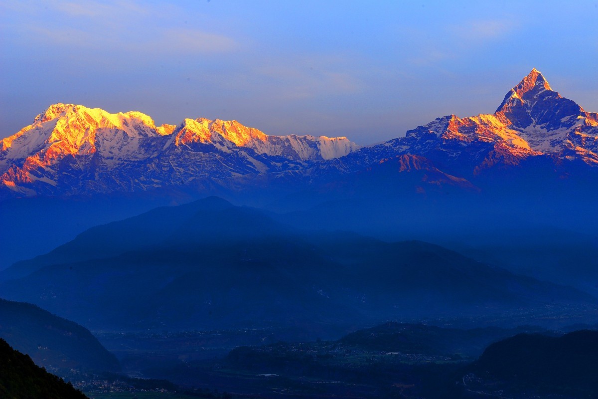 喜马拉雅山系鱼尾峰
