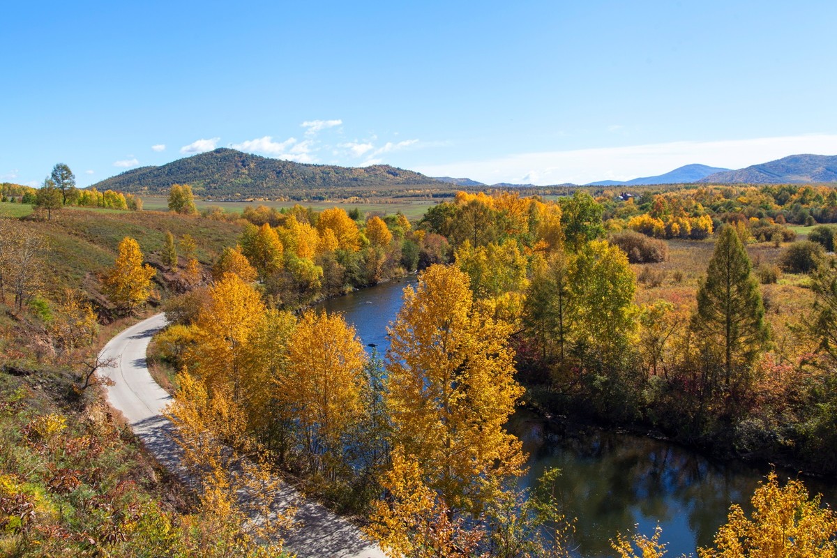 彩色莫尔道嘎河