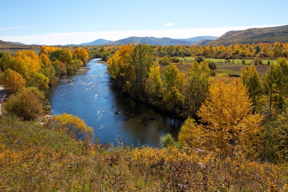 彩色莫尔道嘎河