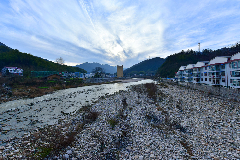 美丽岳西县黄尾镇