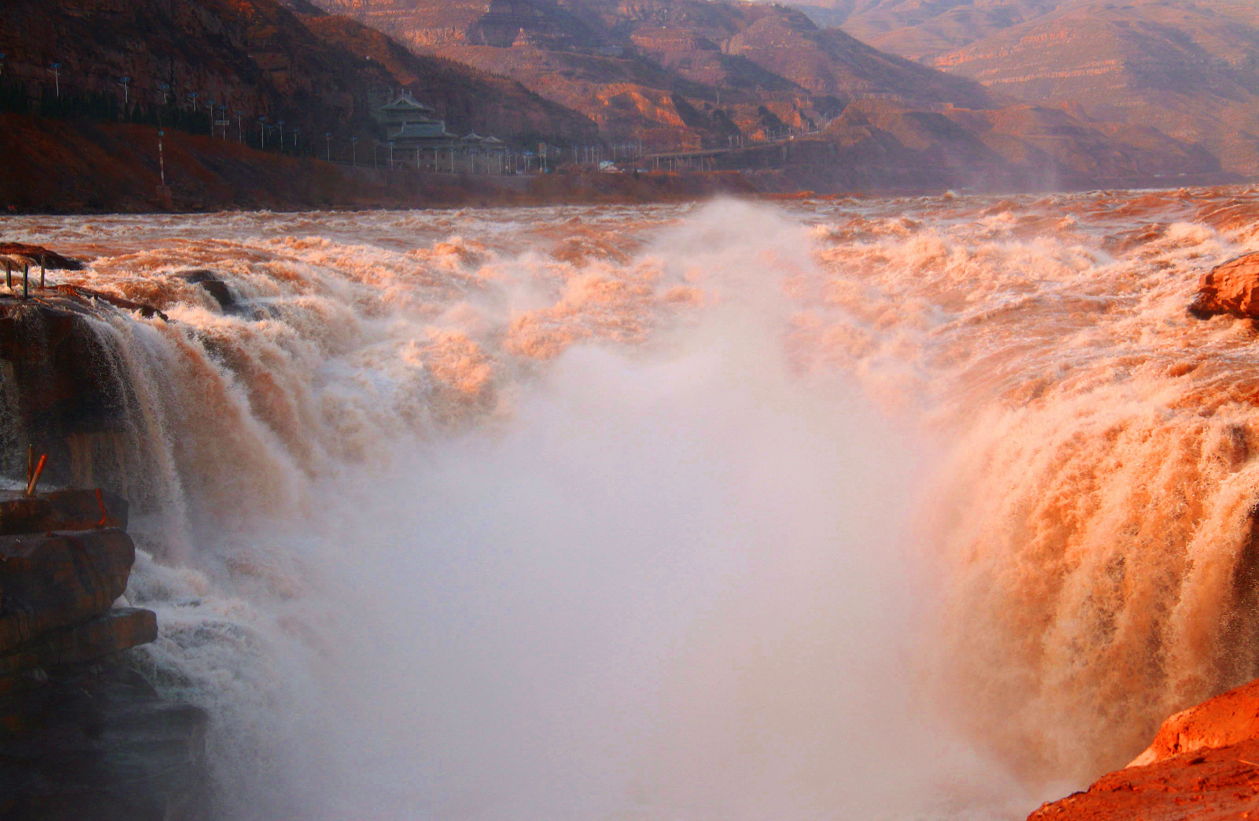 壶口之威武雄壮