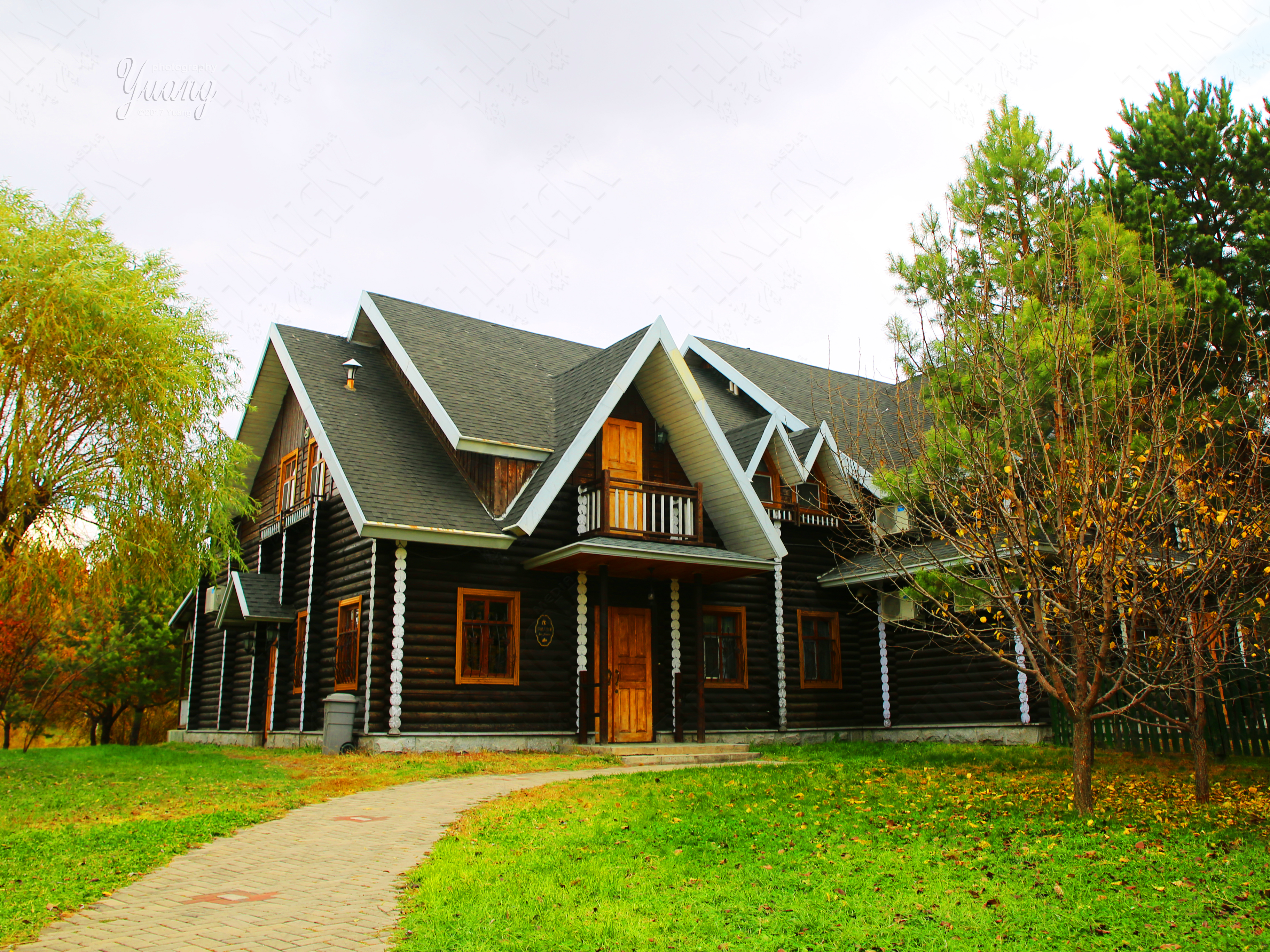 秋天的童话世界哈尔滨伏尔加庄园摄影采风(一)——于洋摄影