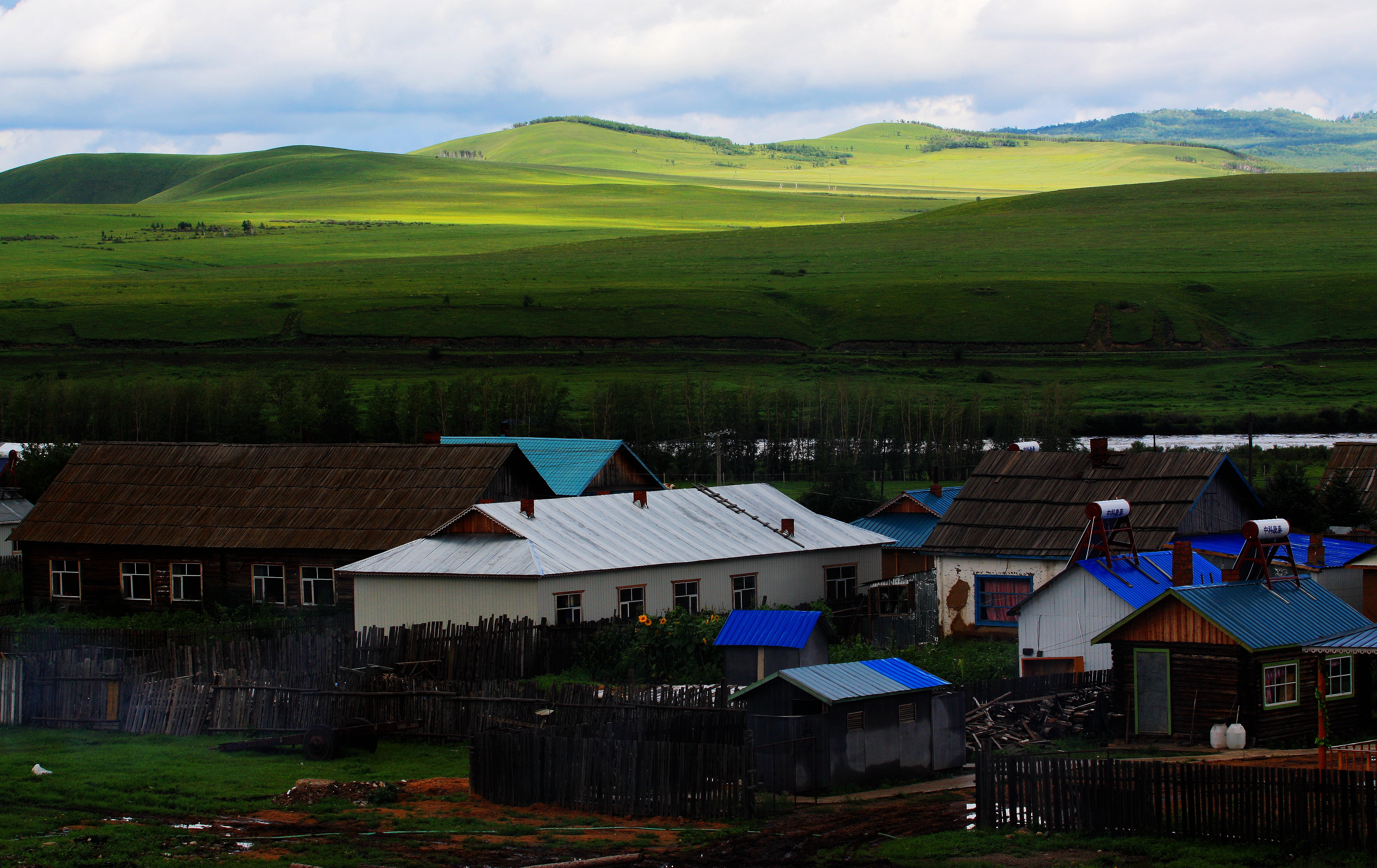 从内蒙的室韦村,遥望俄罗斯.