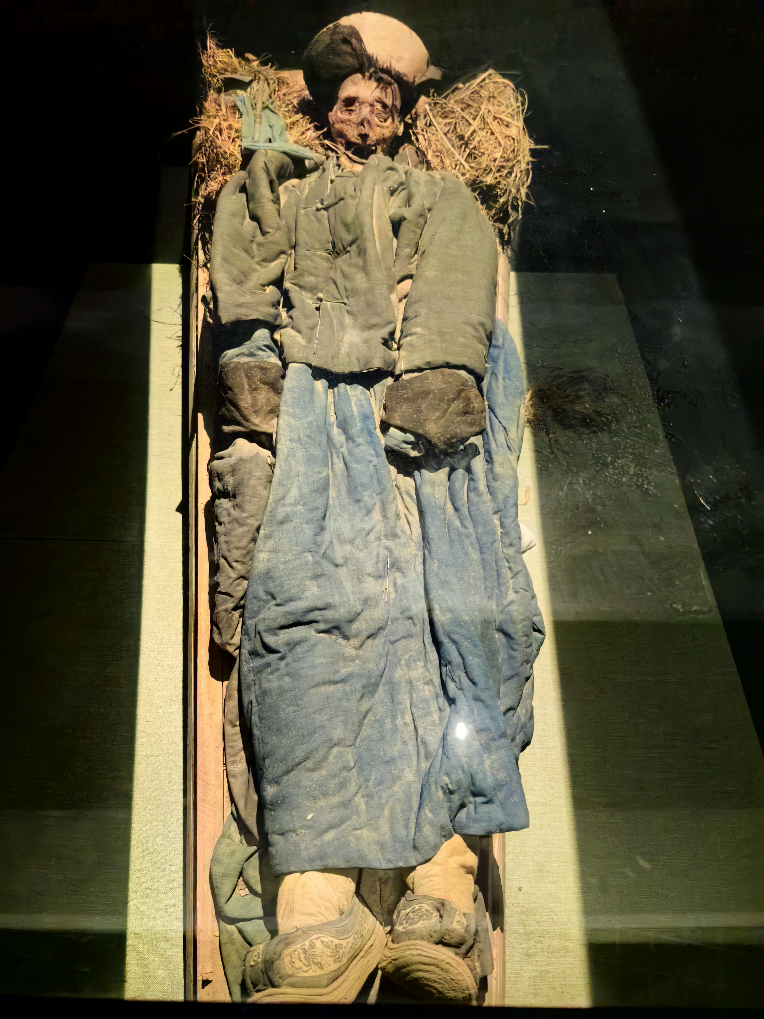 沉睡千年的干尸