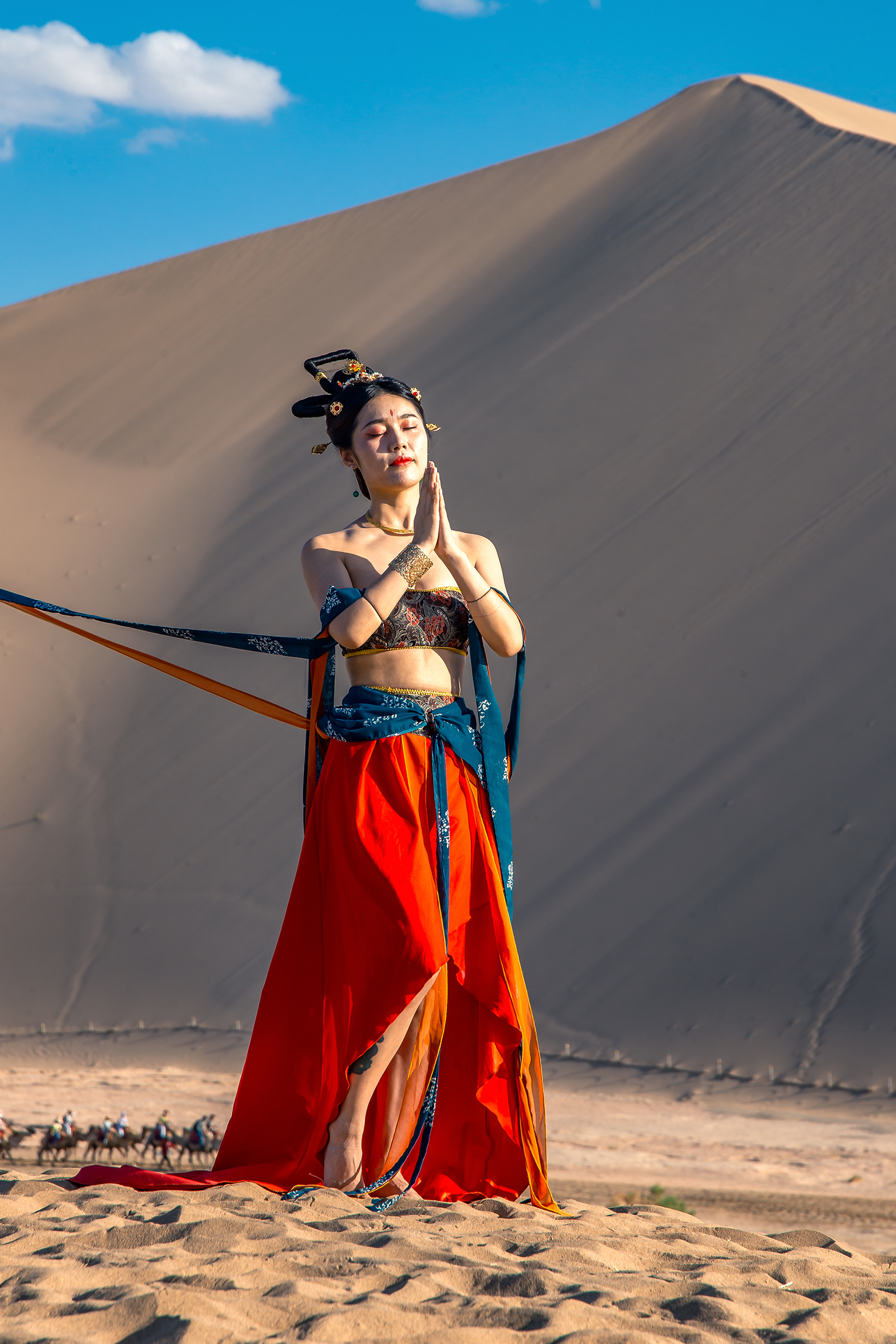 敦煌绝美飞天女
